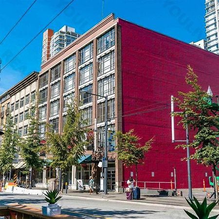 Entire Condo In Heart Of Downtown Vancouver Kültér fotó